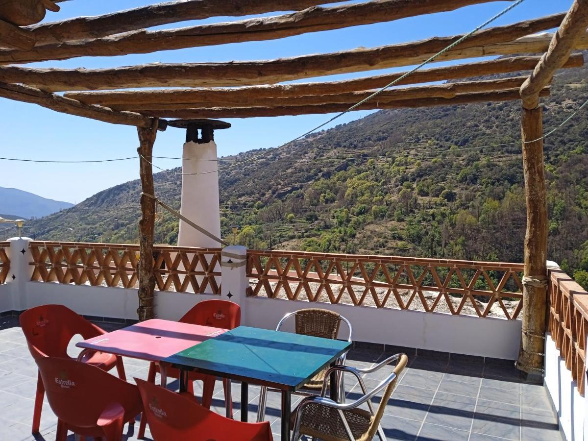 Casa Los Trillizos Pampaneira Exterior photo