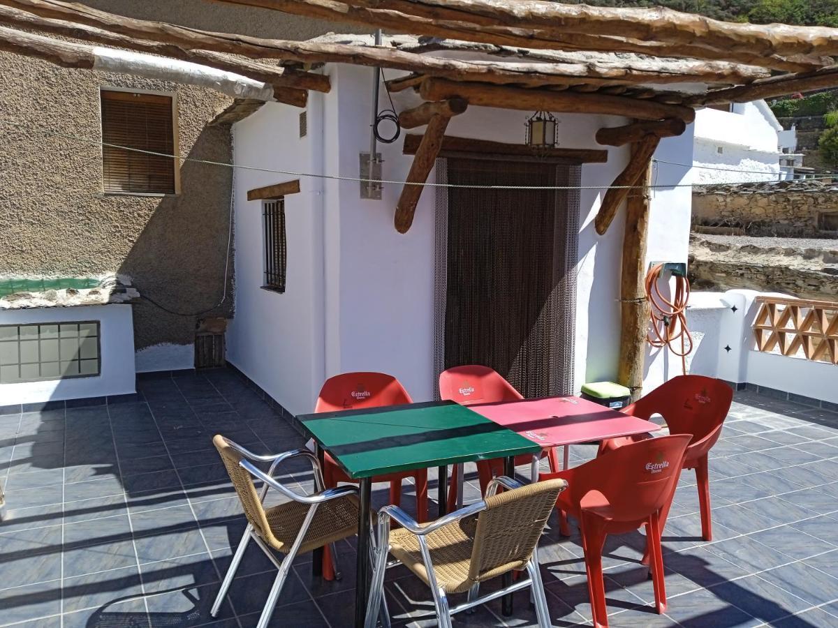 Casa Los Trillizos Pampaneira Exterior photo